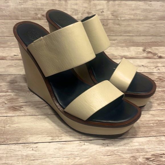 Tory Burch Butter Cream 5” Wedges Strapless Sandals Size 9-1/2M - Picture 1 of 13